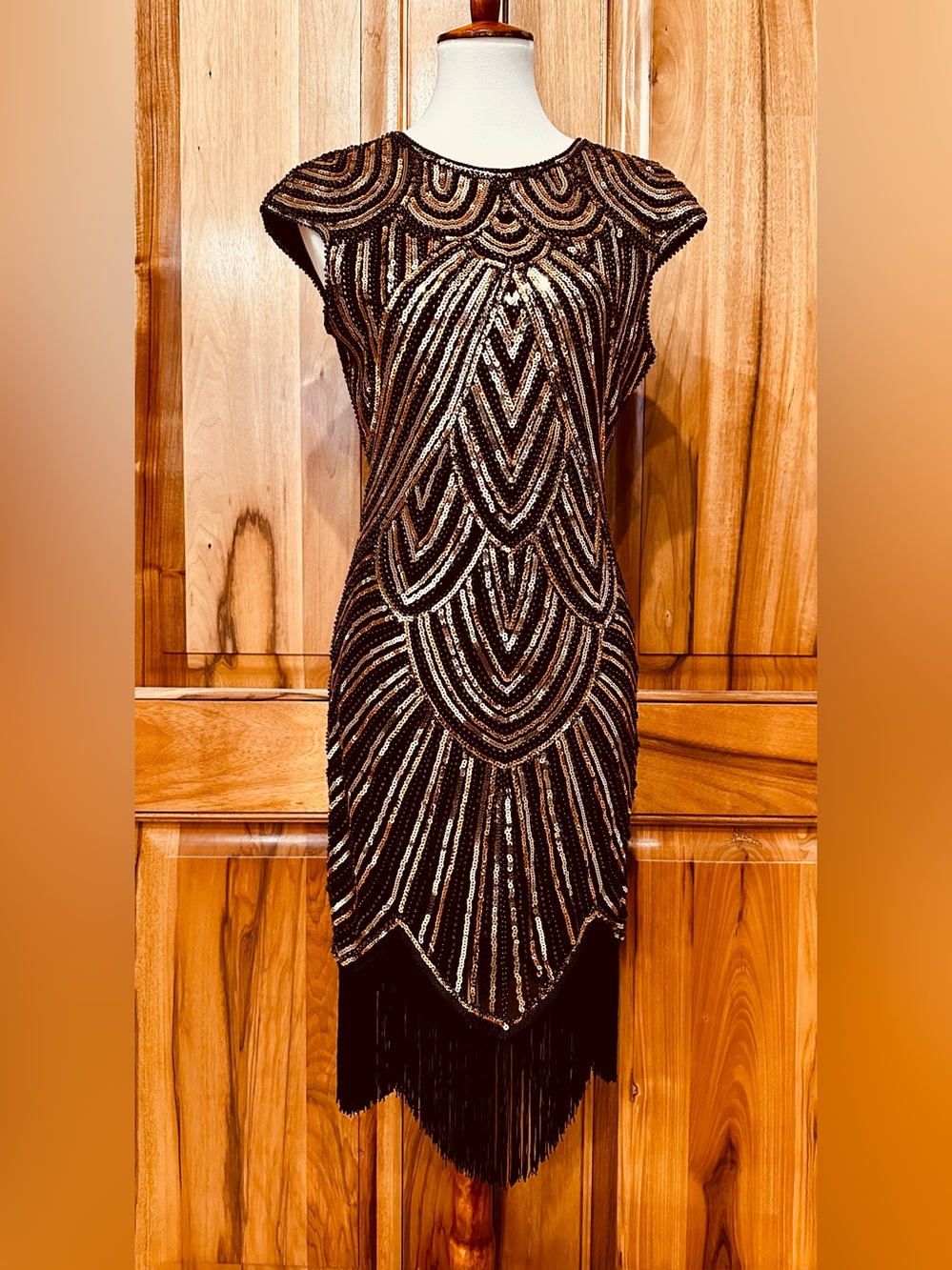 Stunning 20s Inspired Fringed Flapper Dress Gold/Bronze Sequins/Black Bead EUC M